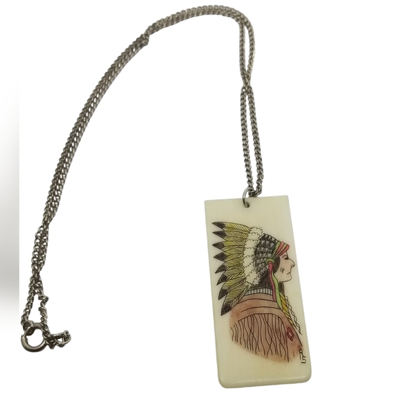 VINTAGE ARTIST ILLUSTRATED NATIVE AMERICAN PENDANT NECKLACE SIGNED RS - Picture 3 of 6